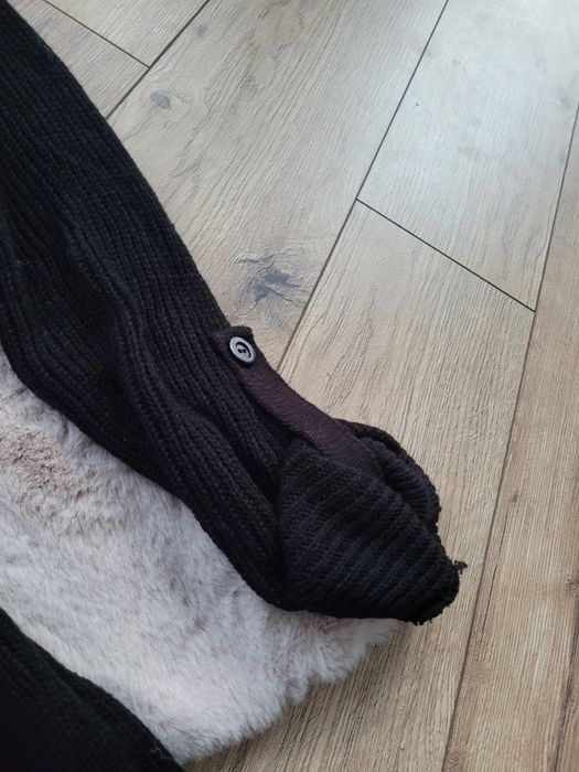 Czarny dmugi sweter sukienka  rozcieciem golf