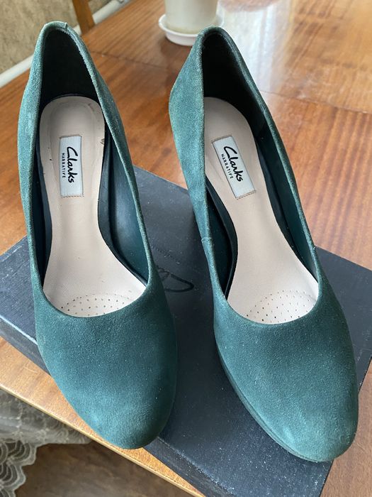 Туфлі жіночі натуральна замша р. 39 Clarks