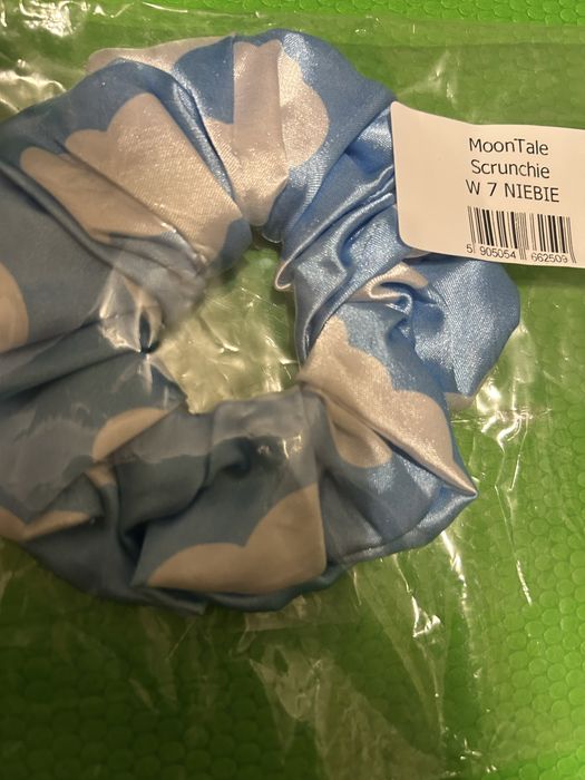 Scrunchie W 7 Niebie Julii Żugaj
