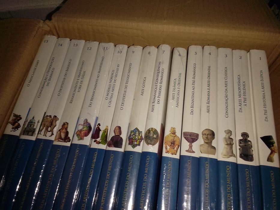 Coleção de Livros Tesouros Artísticos do Mundo