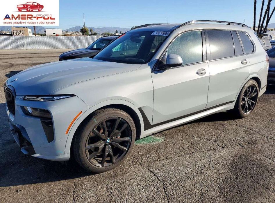 BMW X7