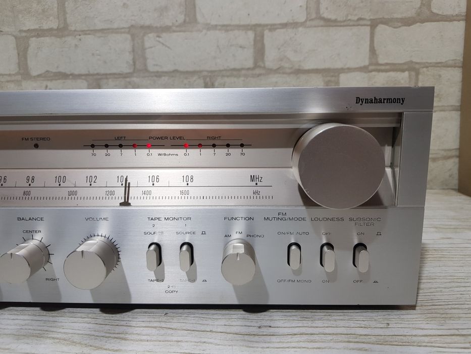 FM/AM Стерео ресивер Hitachi SR-604 б/у з Німеччини