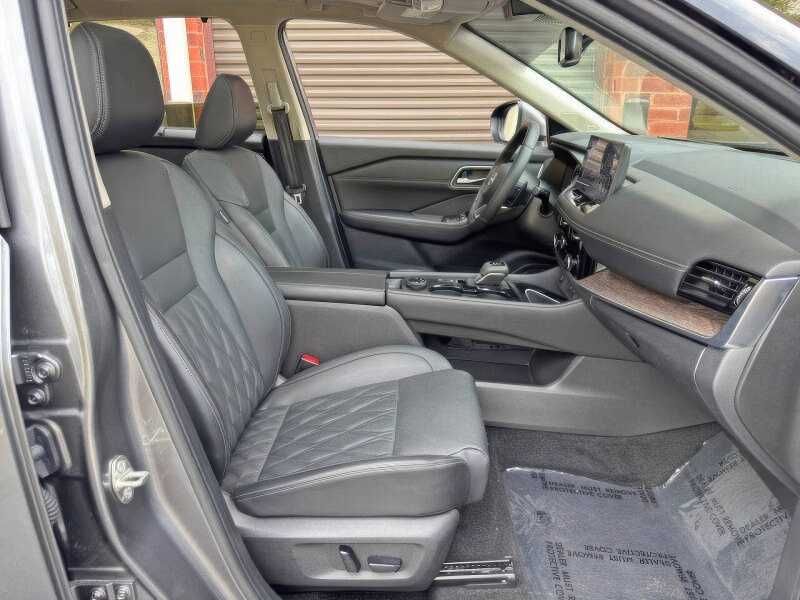 2024 Nissan Rogue Platinum