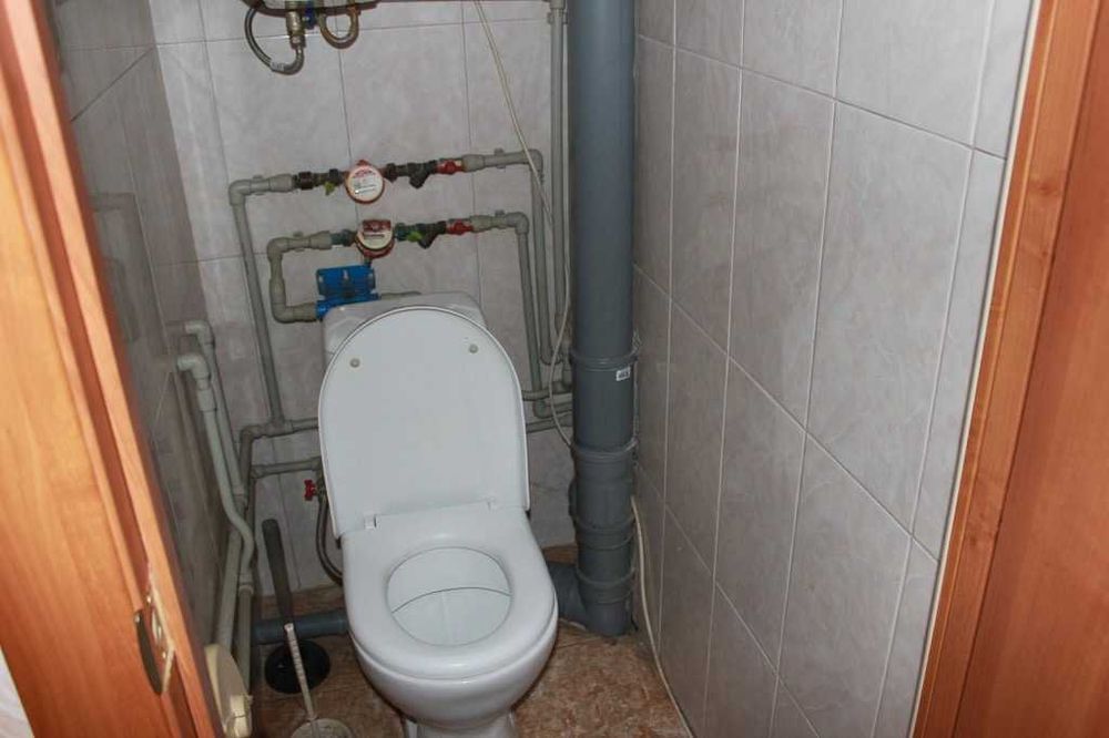 Продам 2-кімнатну квартиру 54 м² | 7 поверх | пластикові вікна (від власника)