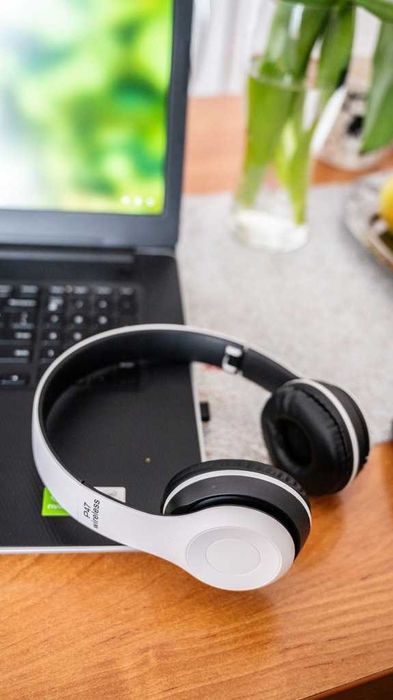 Słuchawki bezprzewodowe nauszne solidne BLUETOOTH MP3 białe na prezent