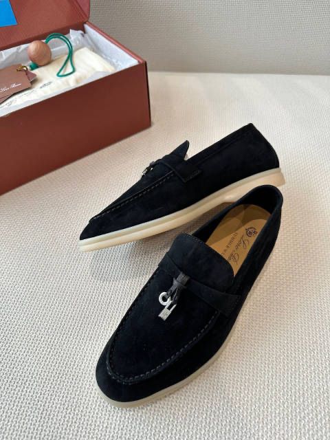 Лофери жіночі Loro Piana, бежеві та чорні, 36-41 розміри