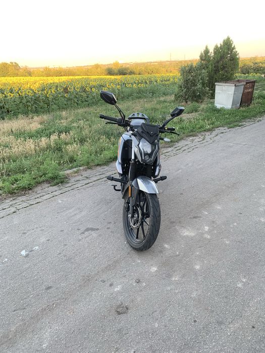 Продам мотоцикил спарк