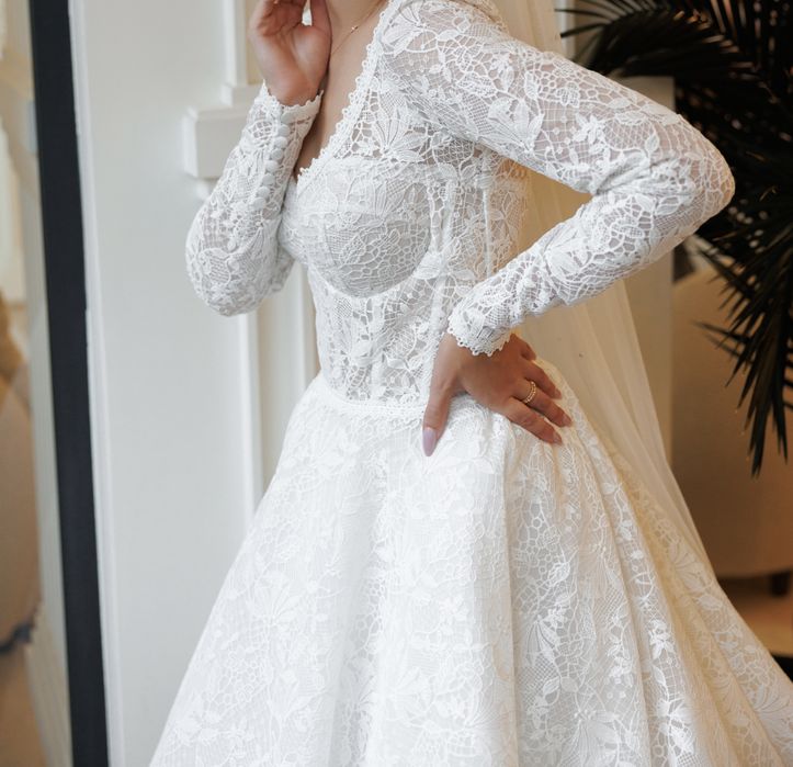 Весільна сукня мереживна