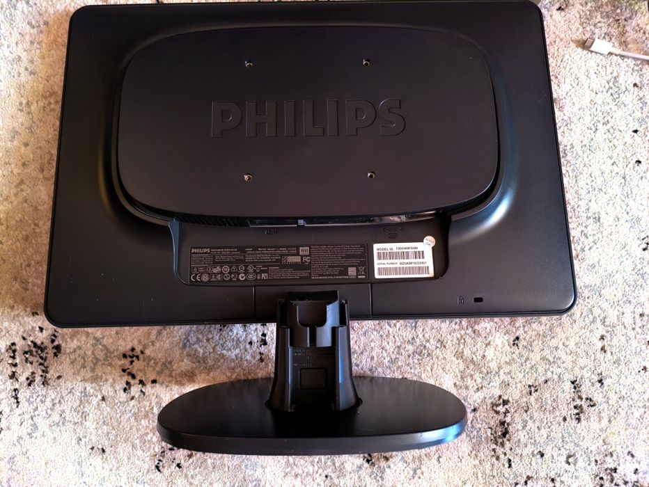 Терміново продам монітор Philips 190SW8FS/00 б/у в гарному стані