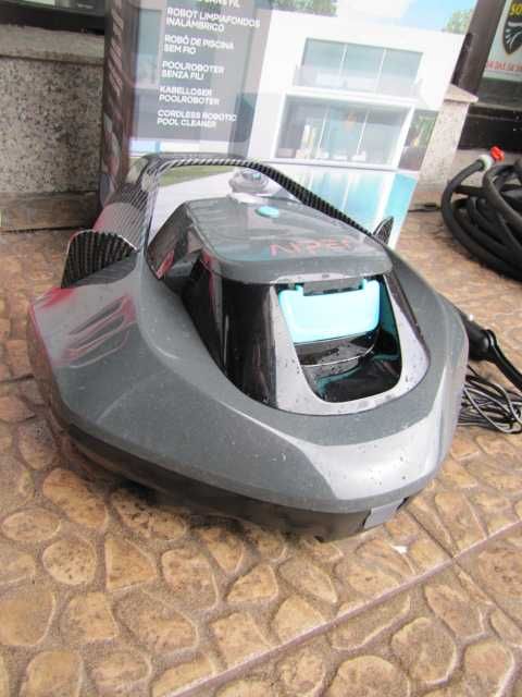 AIPER Robot basenowy bezprzewodowy odkurzacz akumulator do 90 min