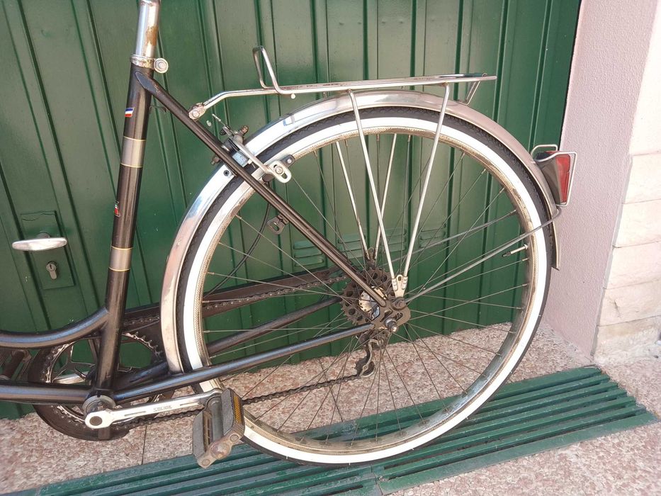 Bicicleta pasteleira Motobecane