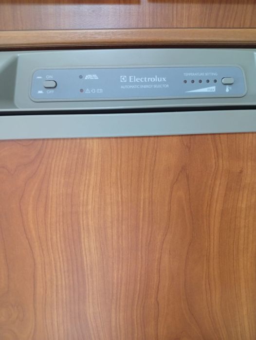 Frigorífico Electrolux  (12V / 230V / Gás)
