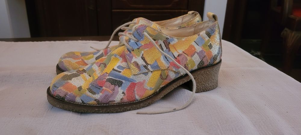 Buty kolorowe 40