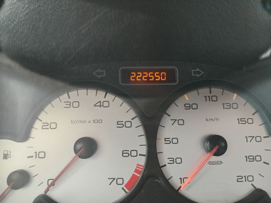 Продам Peugeot 206