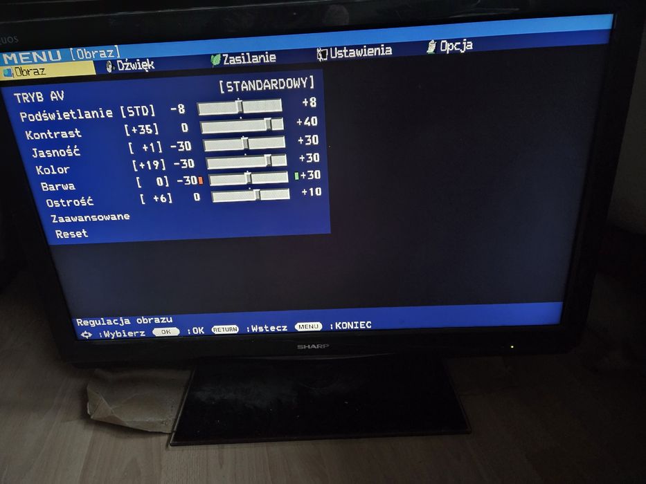 Telewizor sharp 37 Cali