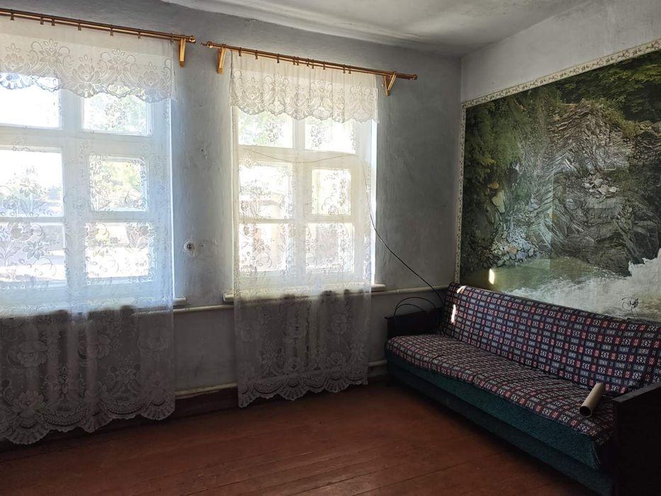 Продам 2-х кімнатну квартиру