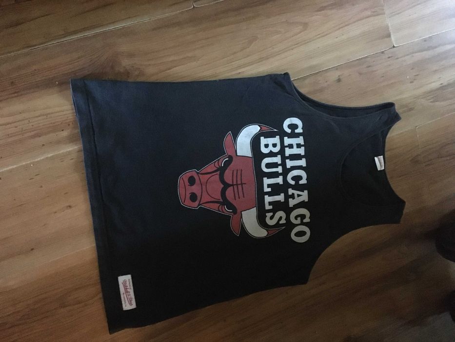 Koszulka męska bez rekawków od Mitchell & Ness  drużyny NBA Chicago Bulls Polecam !!!