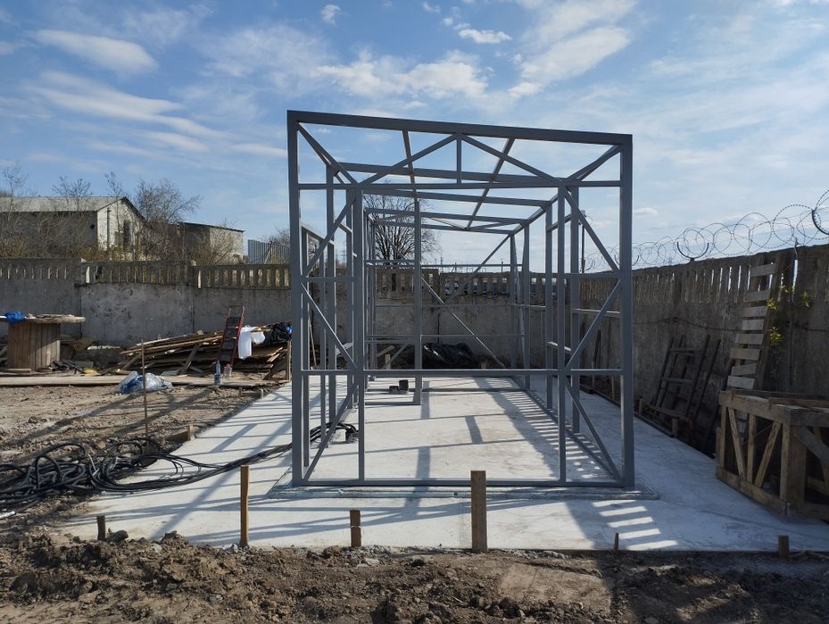 Зварювальні роботи (металоконструкції, модульні будиночки і т. д.)