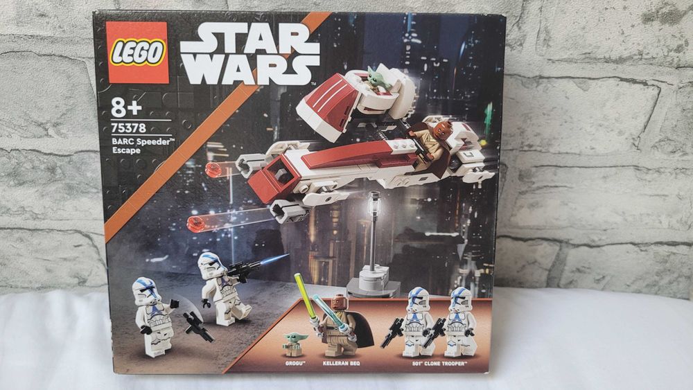 Klocki LEGO Star Wars Ucieczka na śmigaczu BARC