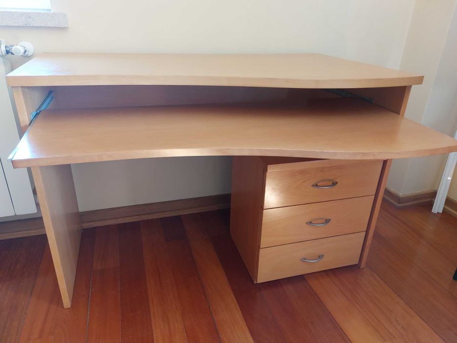 Secretária de escritório/quarto  + módulo de gavetas amovível