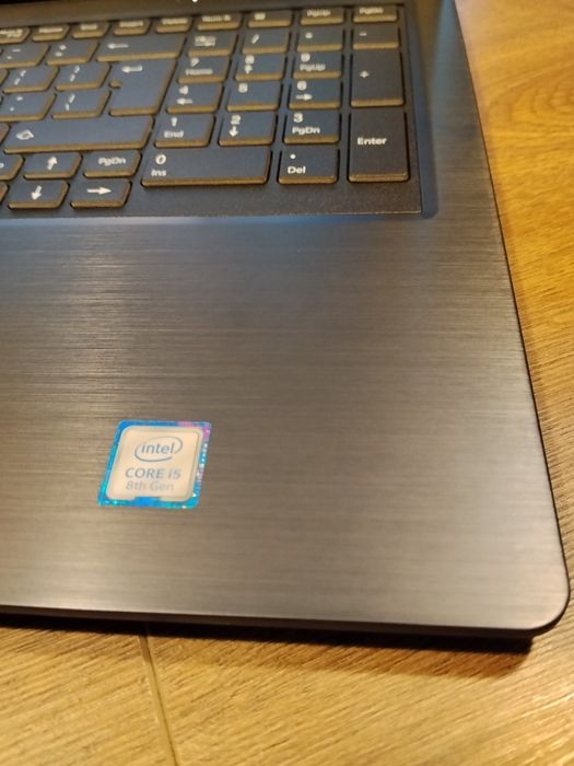 #3188 Fujitsu Japan Lifebook U759 i5-8265U 16GB 512SSD W11 FV23 GW12