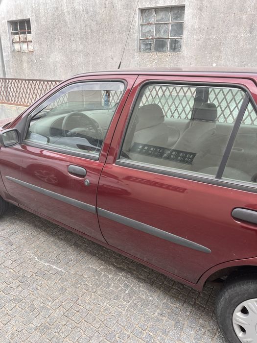 Ford Fiesta 1.2 — 90 cv — 1996 — 98.862 km — 1 dono