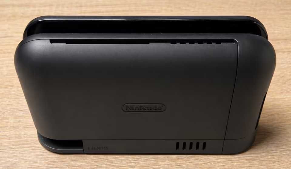 Nintendo Switch 2 + Pro Controller + Etui All-in-One – komplet