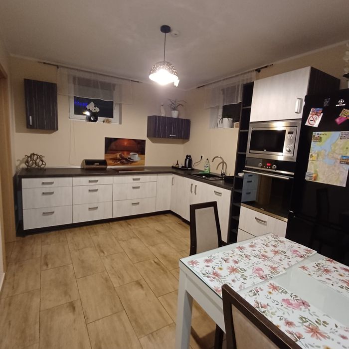 POKOJE GOŚCINNE- Apartament - blisko plaży  /IŁAWA/