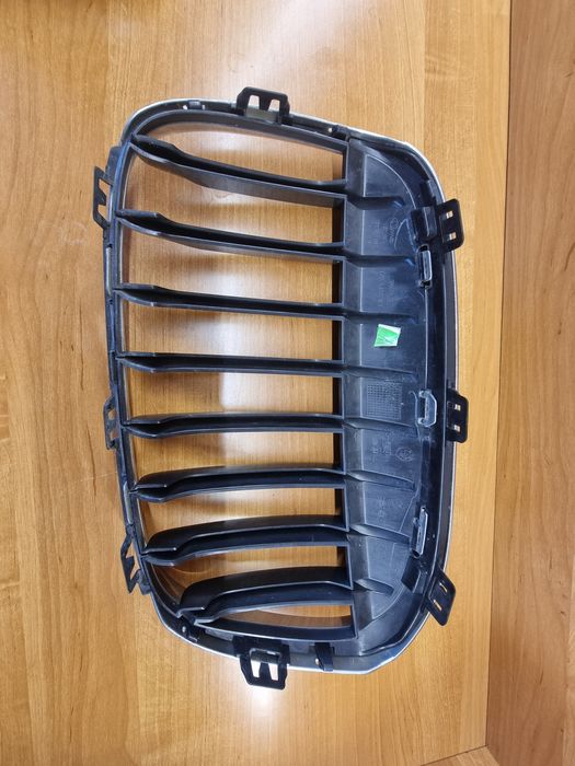 Grill Atrapa Nerki Zderzaka BMW X1 F48 nr 7383363 7383364