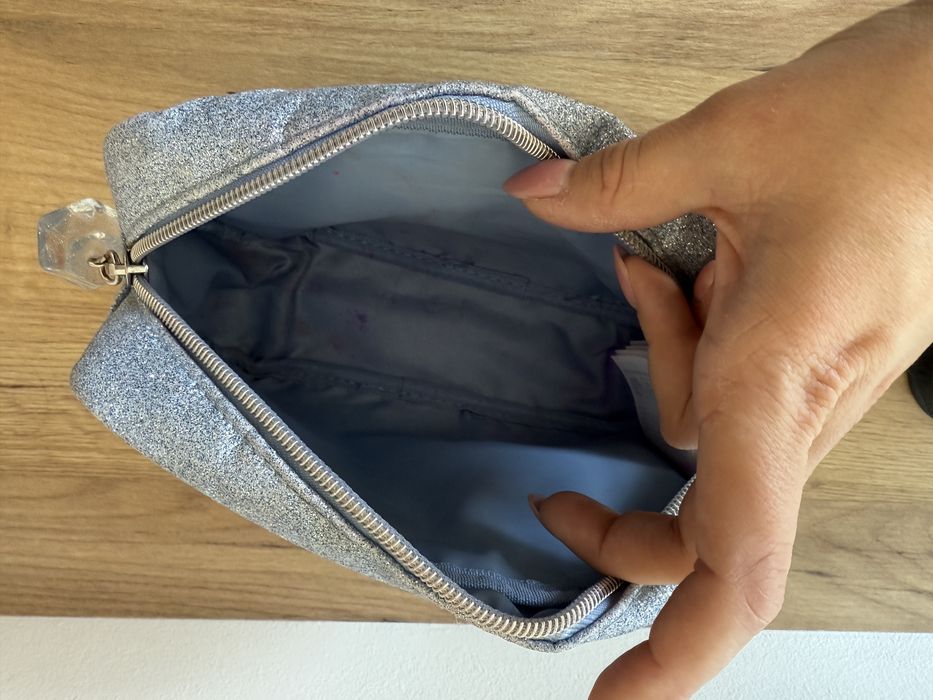 Torebka i kosmetyczna kraina lodu elsa H&M