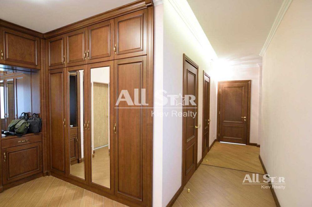 Оренда 4к квартири в Києві, Назарівська вул. 23А Без комісії