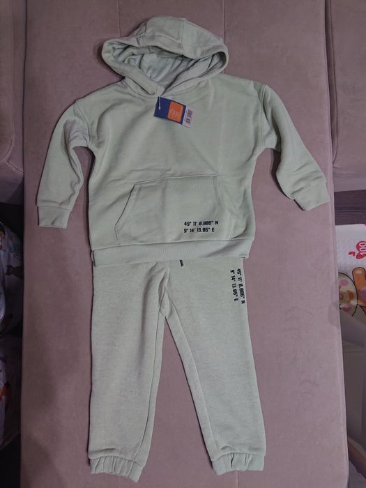 Спортивний костюм Lupilu розмір 98-104