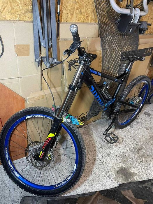 rower canyon torque frx  DH FR