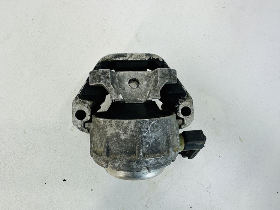 Audi A6 C7 poduszka silnika 3.0 TDI