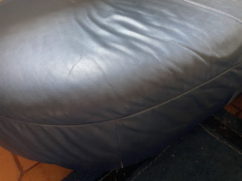 Sofá de canto em pele azul com chaise longue – 4/5 lugares