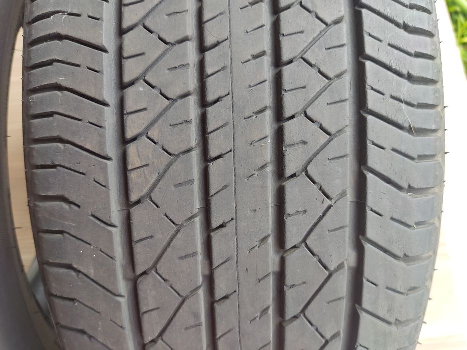 Pneus semi-novos