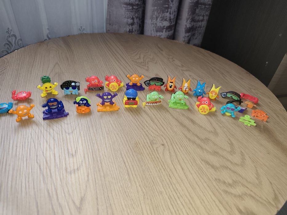 Кіндер монстрики Crazy friends