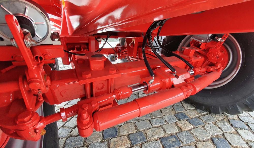 Przyczepa rolnicza Vaia NL180 skorupowa tandem