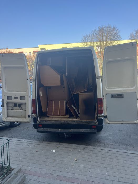 Wywoz wynoszenie Mebli Oproznianie mieszka dzialek domow piwnic garazy