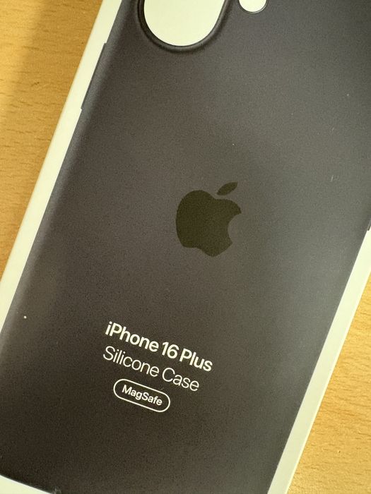 Iphone 16 Plus etui MagSafe czarne orginalne Nowe