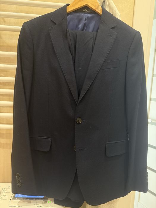 Костюм класичний