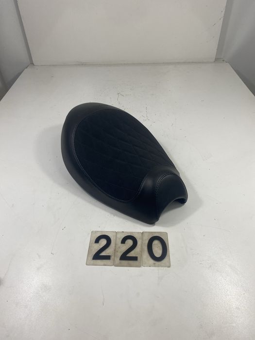 Hyosung GV 125 Aquila 22+ Przednie Siedzenie Przód Nowe B220