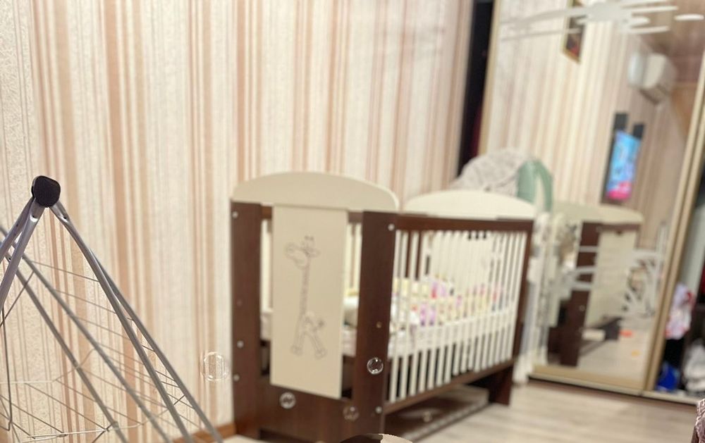 Продам манежку б/у