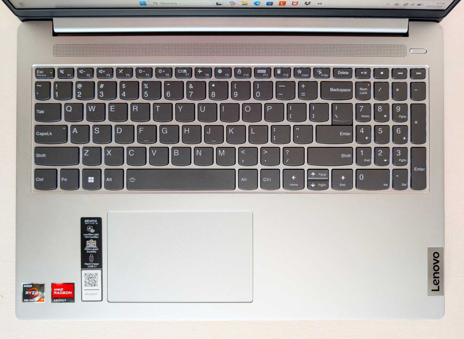 Laptop LENOVO IdeaPad Slim 5 16ABR8/ 16"/ AMD Ryzen 7 7730U/ 16GB/ SSD 512GB/ Windows 11/ Gwarancja