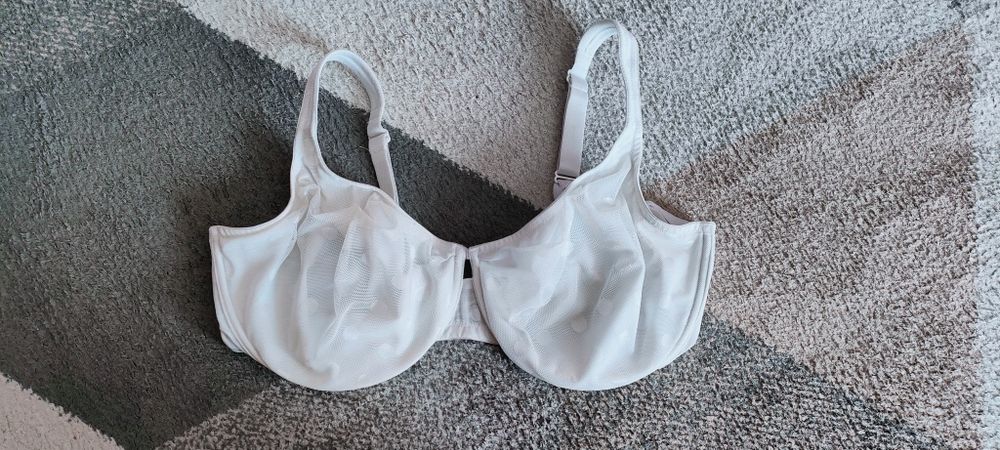 Freya śliczny modelujący biustonosz 90 E
