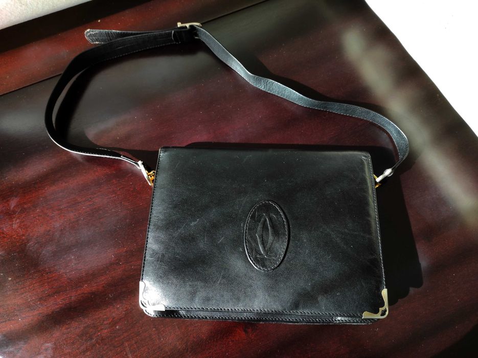 Mala / Carteira em Pele Preta de Senhora