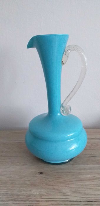 Błękitny wazon z prl