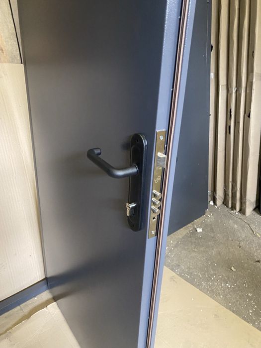 Металеві двері, вхідні металеві двері в будинок ВИГІДНІ ЦІНИ!