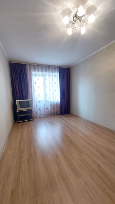 2-х кімнатна квартира 66м² + Комірка 4м². Новобудова вул.  Старобілоуська