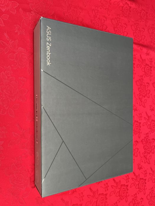 ASUS ZenBook 14 OLED UX3402VA